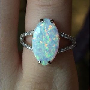 Size 7 and size 5 sterling silver rings